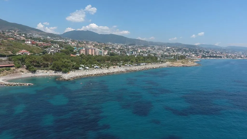 Camping Villaggio Dei Fiori San Remo