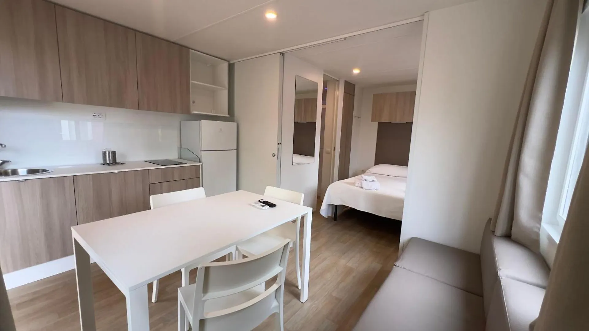 Camping Villaggio Dei Fiori San Remo